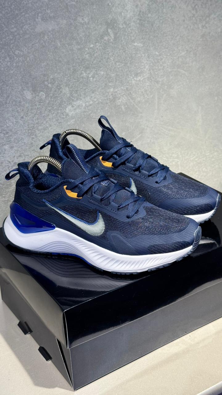 NIKE DIAMANTE AZUL TURQUIS
