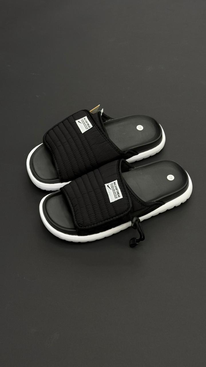 NIKE CHANCLA ASUNA NEGRO BLANCO