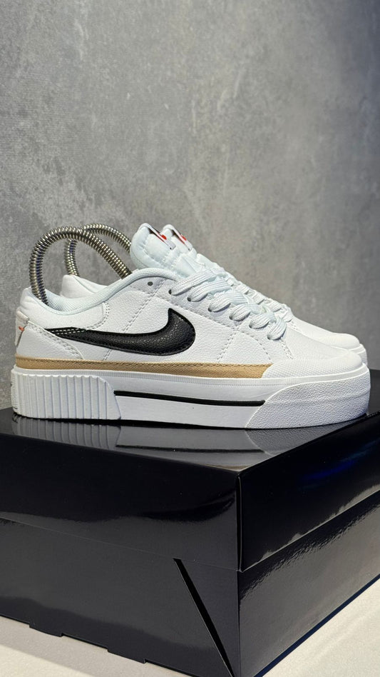 NIKE LEGACY BLANCO NEGRO PROMO