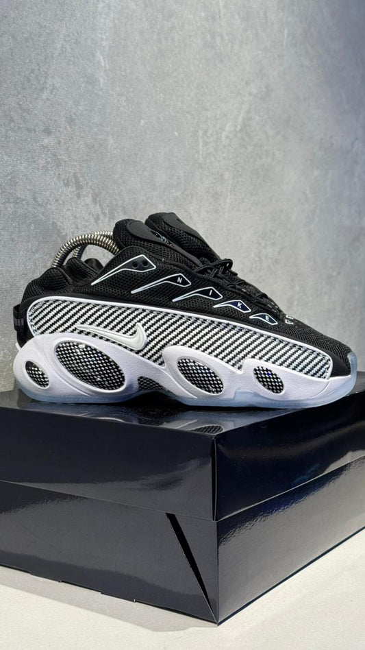 NIKE NOCTA NEGRO BLANCO