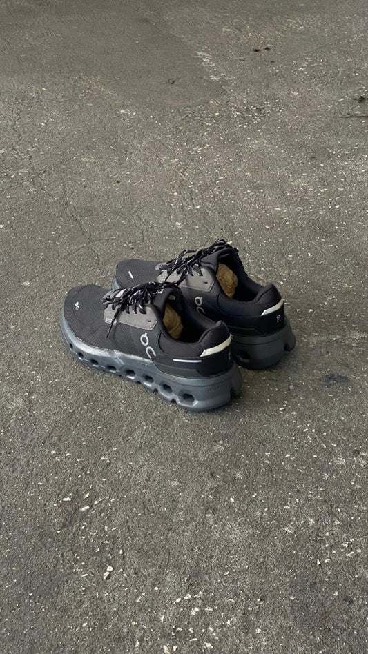 ON CLOUDTEC SWINS NEGRO