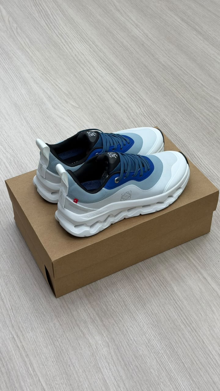 ON CLOUD GRAFITY BLANCO AZUL