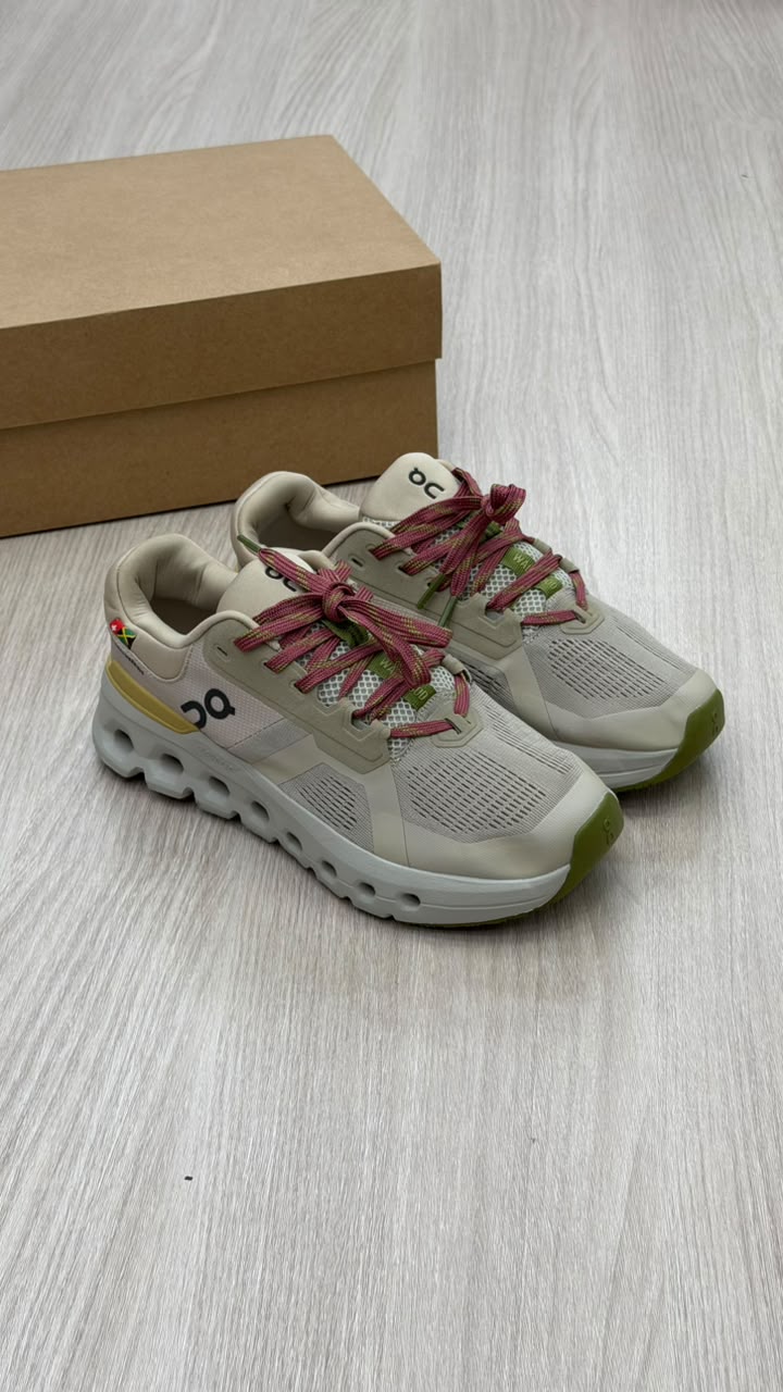 ON CLOUDDRUNNER JAMAICA 2 X WALKGOOD