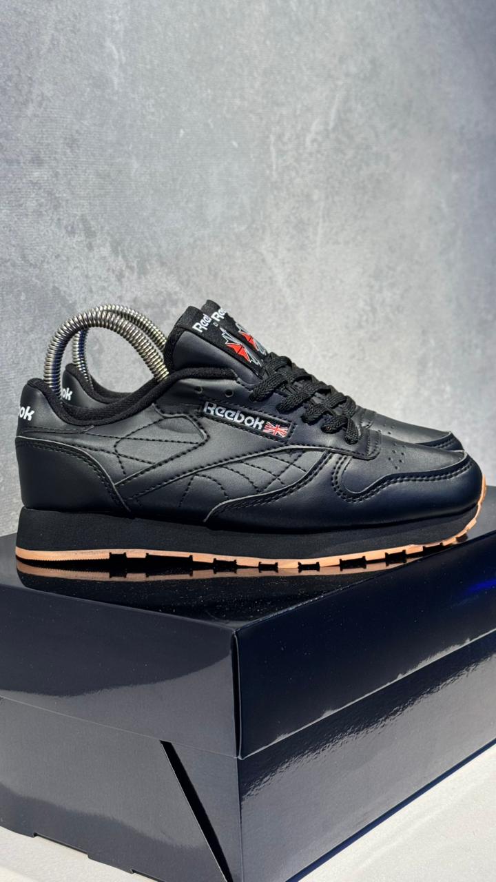 REBOOK MASTER NEGRO