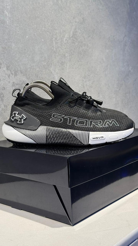 UNDER ARMOUR STROM NEGRO BLANCO PROMO