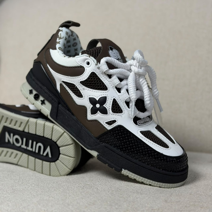 LOUIS VUITTON NEGRA BLANCA CAFE