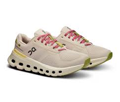 ON CLOUDDRUNNER JAMAICA 2 X WALKGOOD