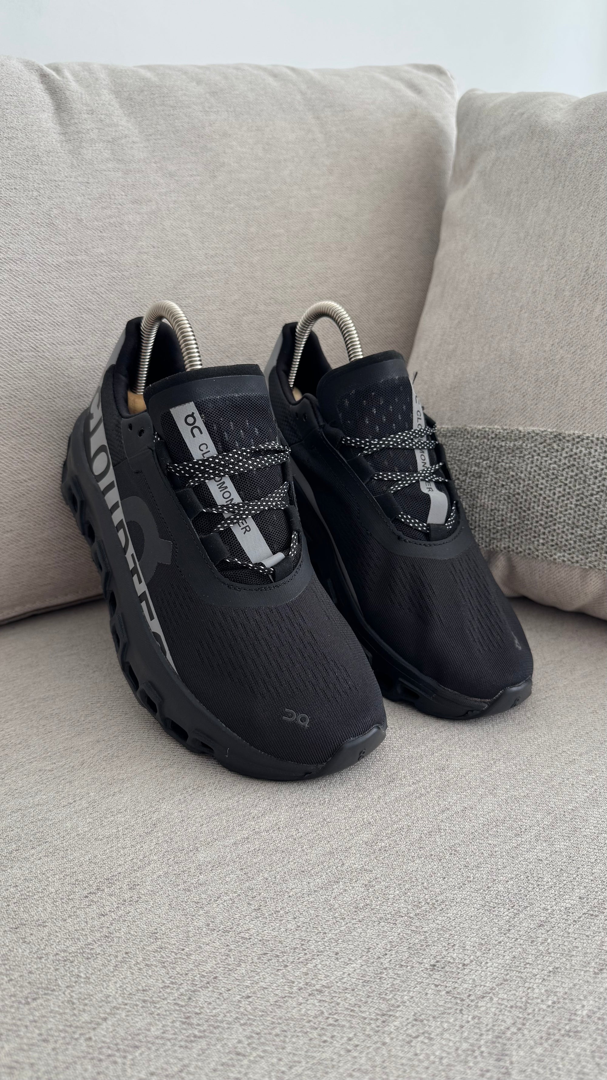 ON CLOUDTEC NEGRO