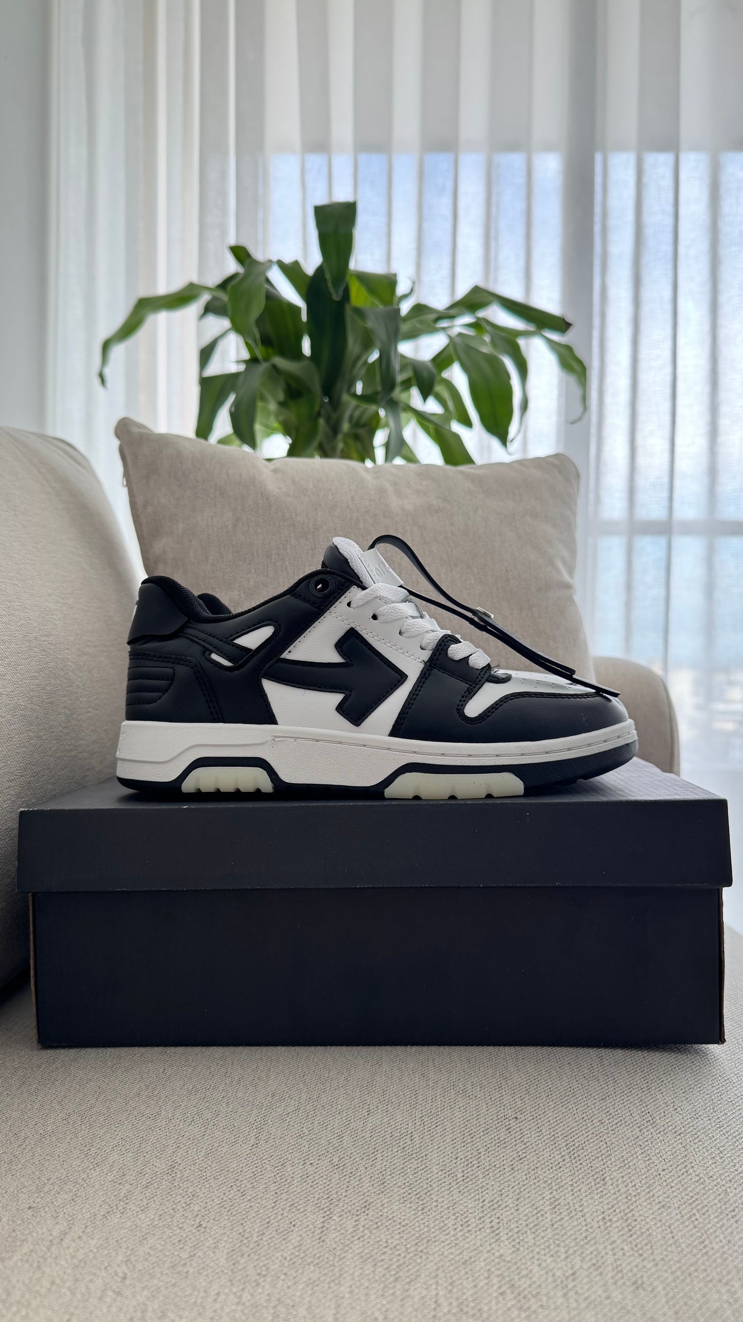 OFF WHITE NEGRO BLANCO