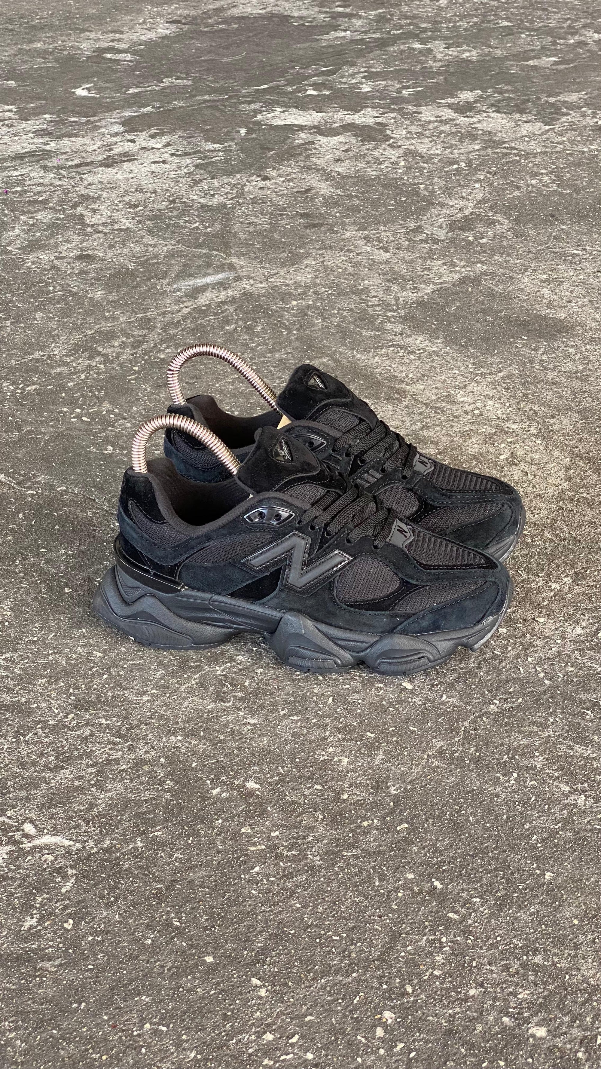 NEW BALANCE 9060 TODO NEGRO