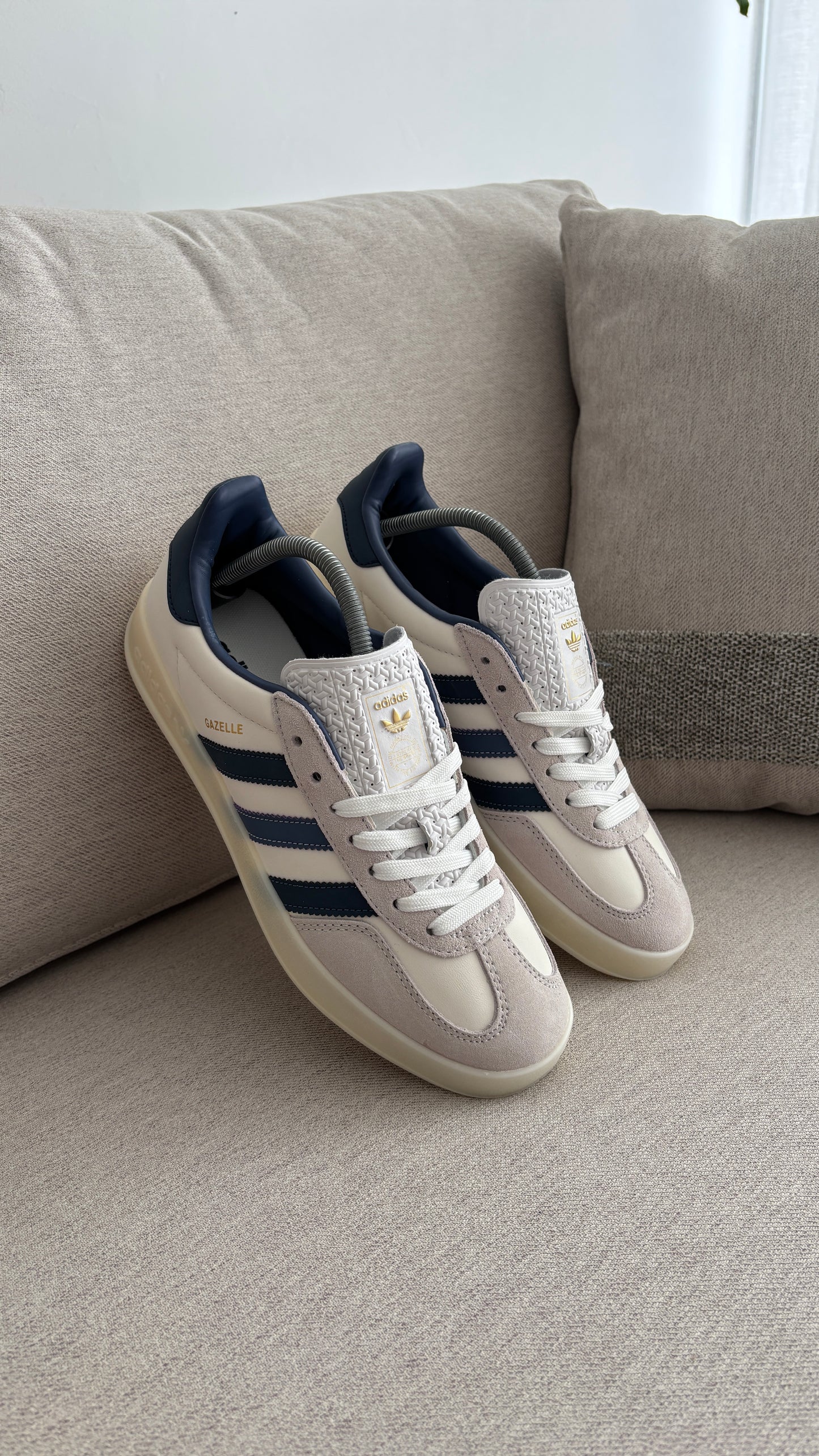 ADIDAS GAZELLE BLANCO AZUL