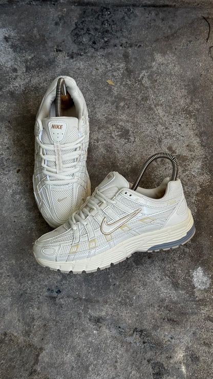 NIKE P6000 BEIGE