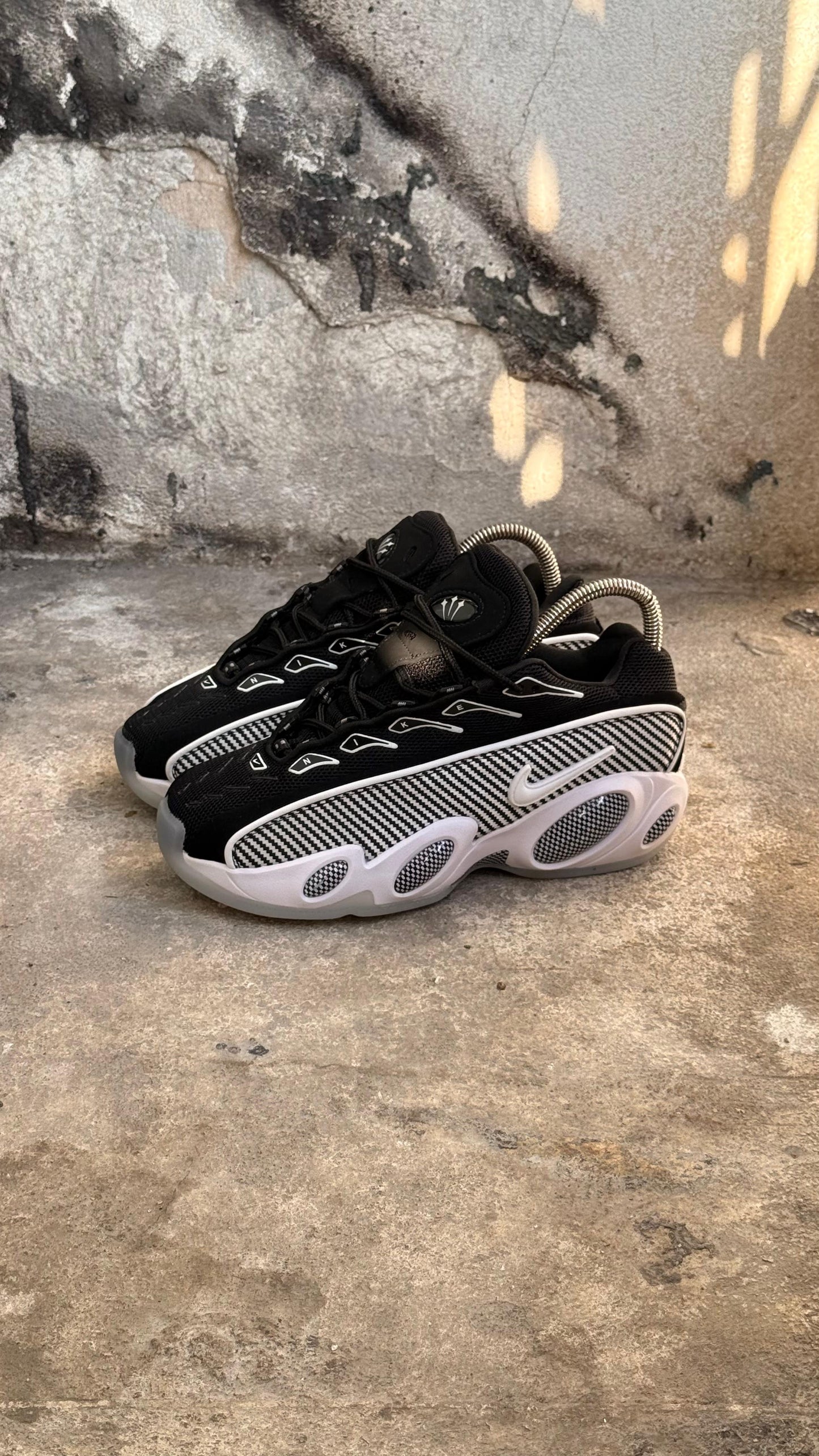NIKE NOCTA NEGRO BLANCO
