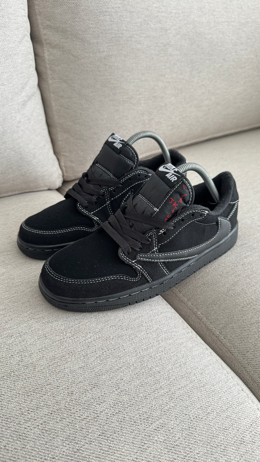 TRAVIS SCOTT NEGRA
