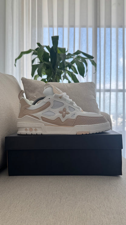 LOUIS VUITTON BEIGE