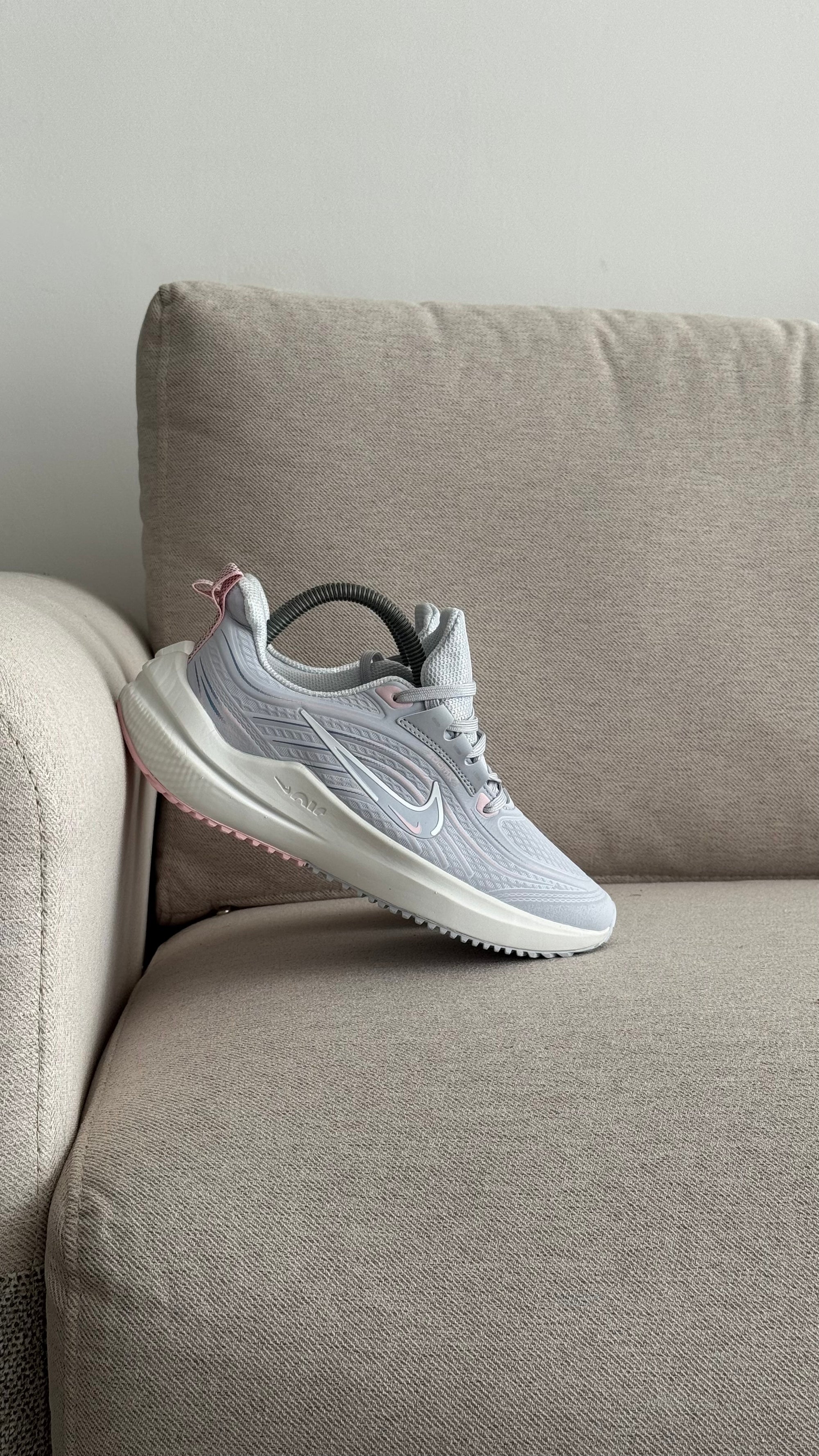 NIKE DOBLE CHULO LILA