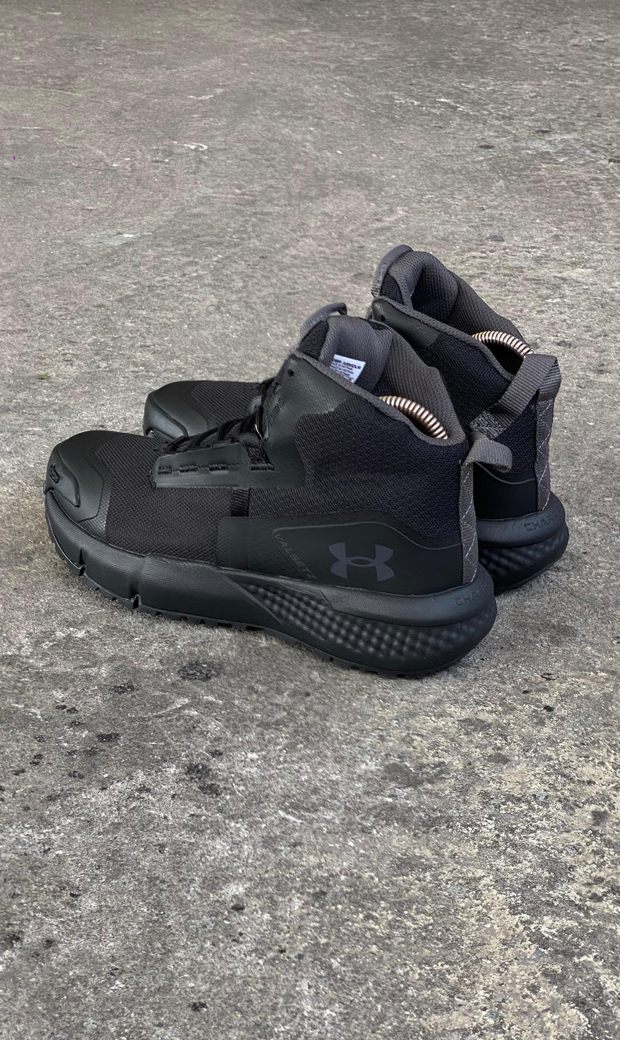 BOTA UNDER ARMOUR NEGRA CABALLERO