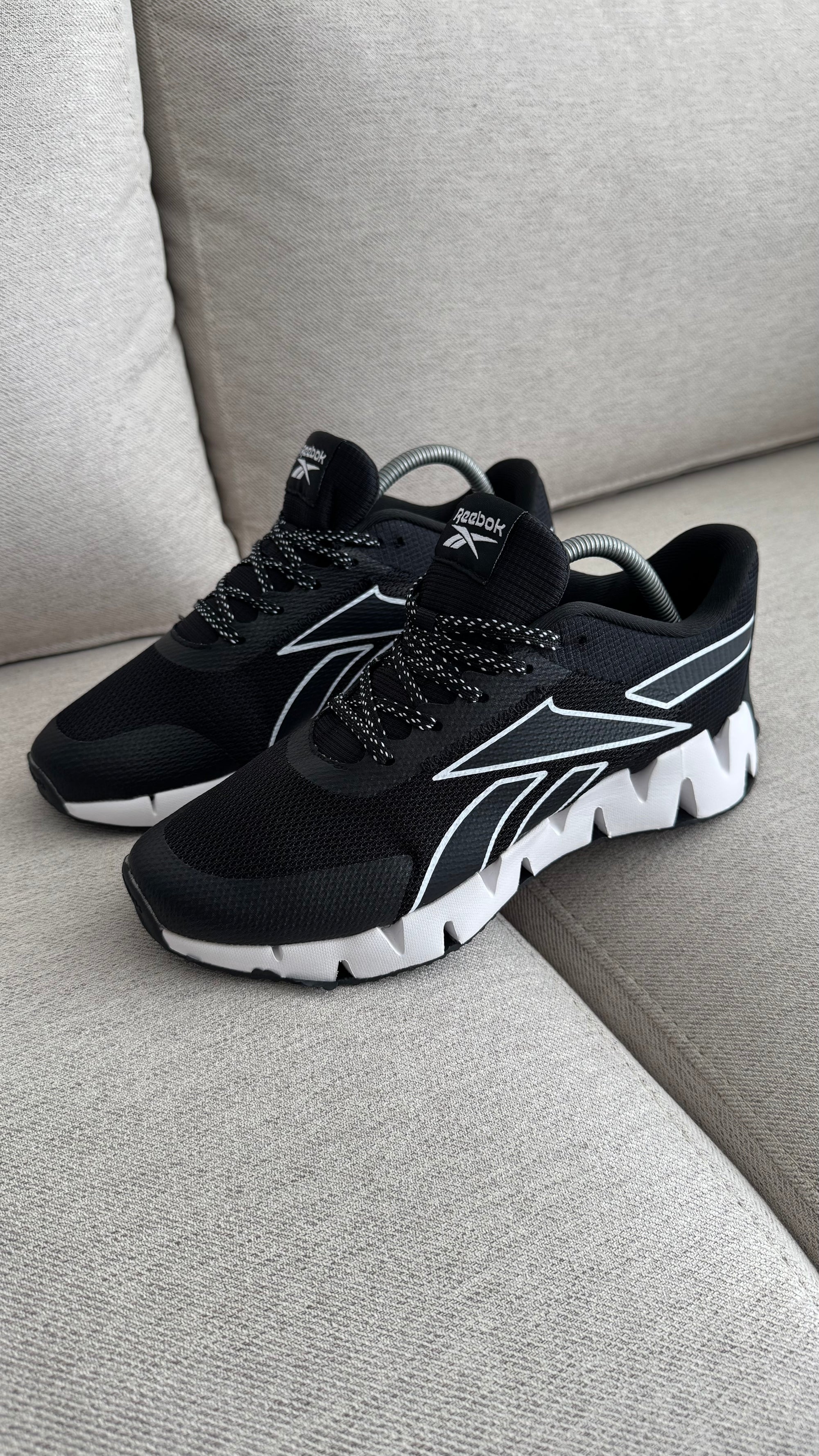 REEBOK DYNAMIC NEGRO BLANCO PROMO