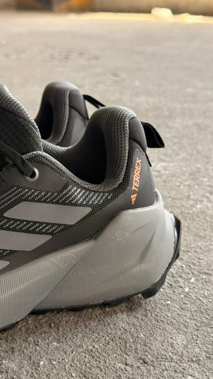ADIDAS TERREX 2025 NEGRO GRIS