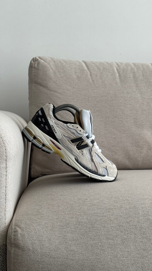 NEW BALANCE 1908 GRIS DORADO