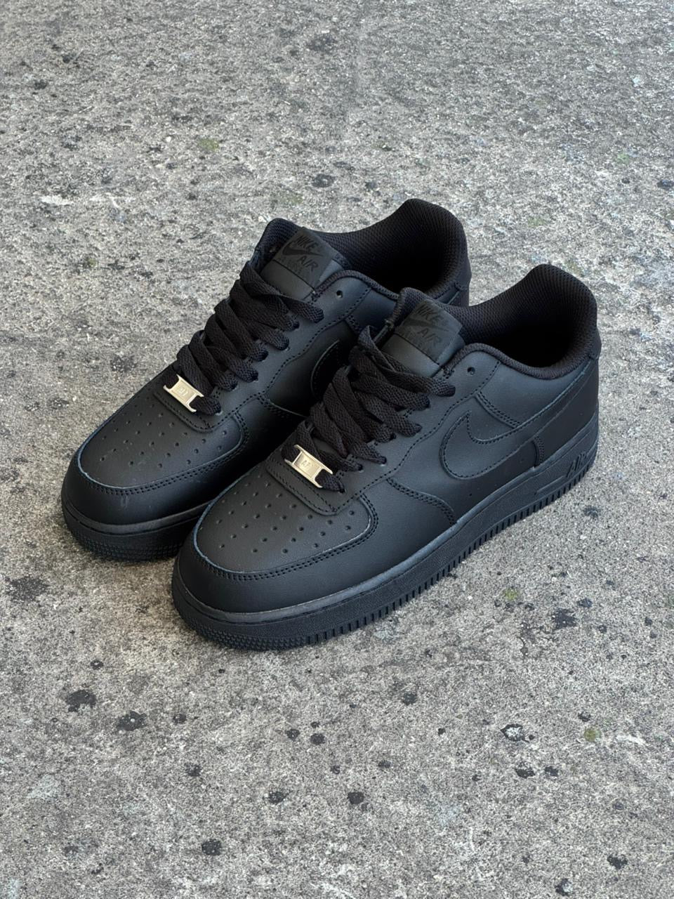 NIKE AF1 NEGRO