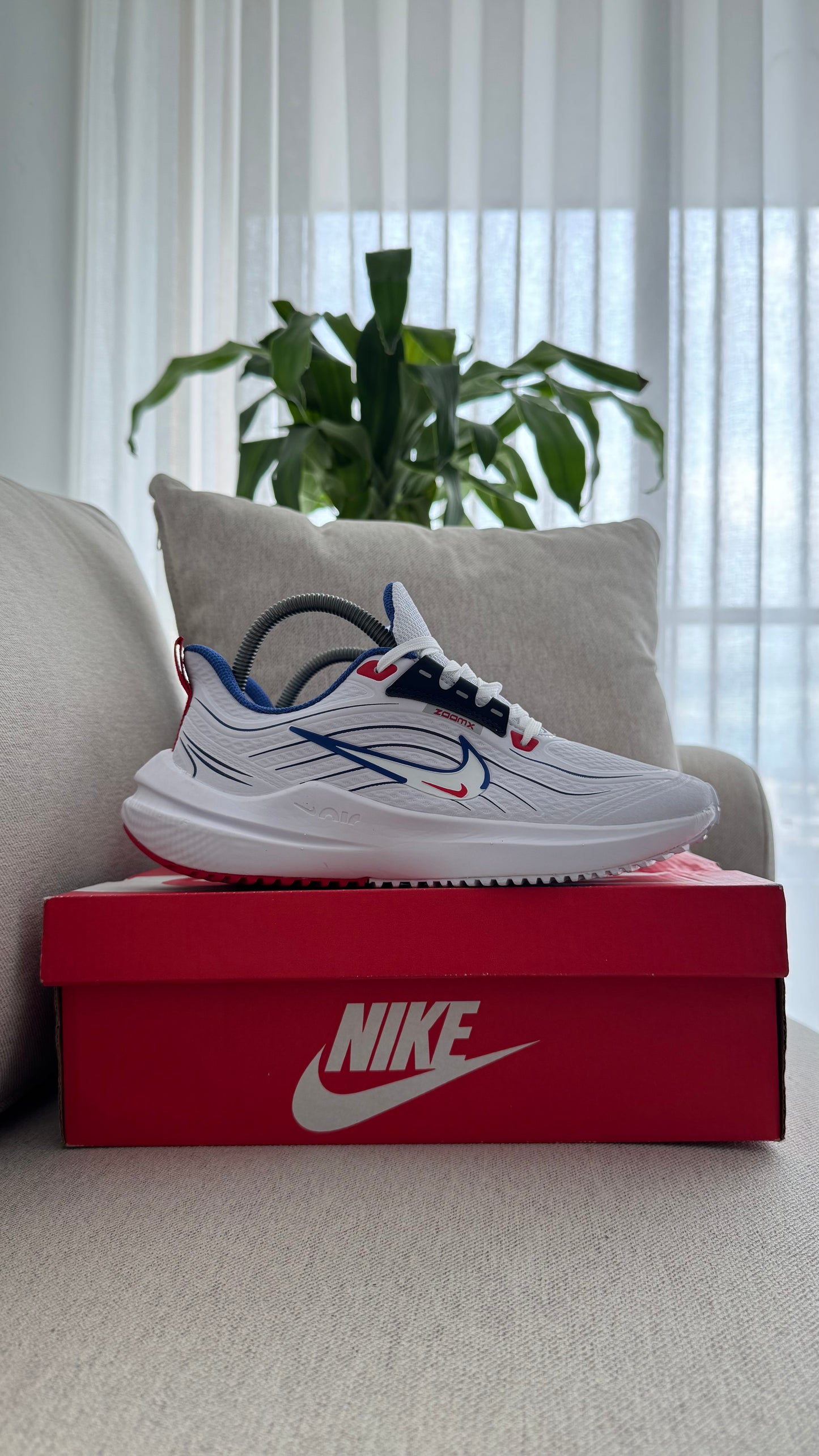 NIKE DOBLE CHULO BLANCO AZUL