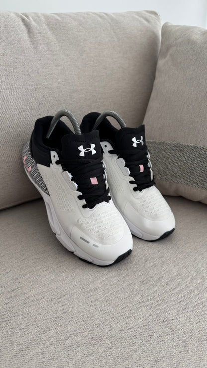 UNDER ARMOUR TENIS BLANCO GRIS ROSA