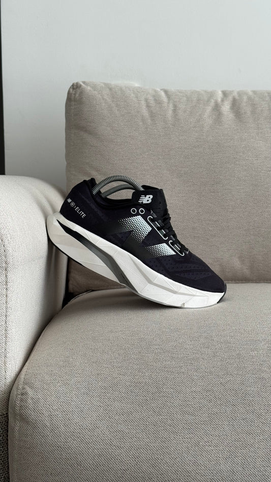 NEW BALANCE ELITE NEGRO BLANCO