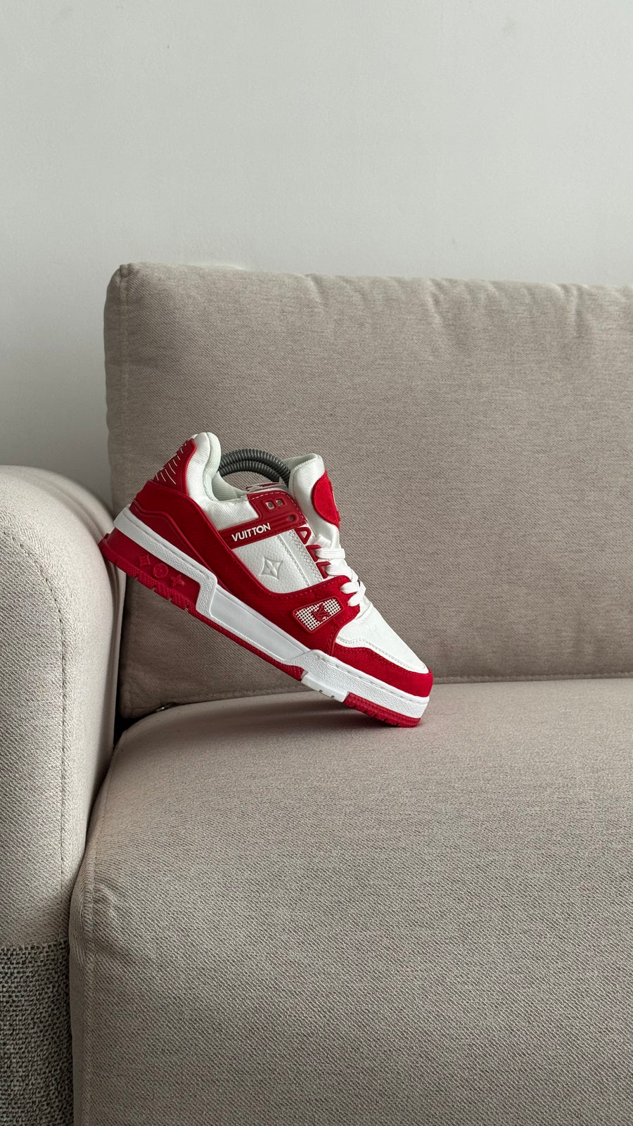LOUIS VUITTON ROJO