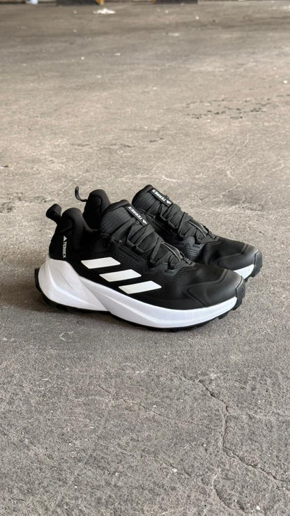 ADIDAS TERREX 2025 NEGRO BLANCO