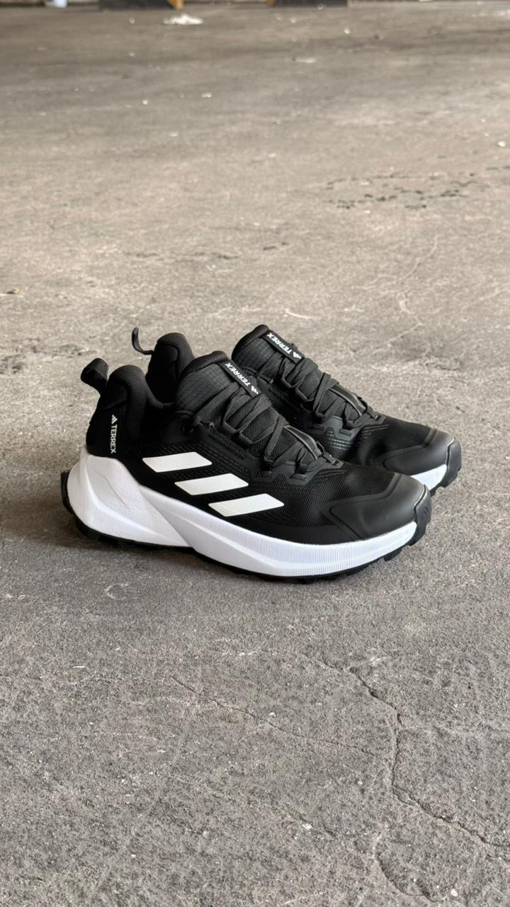 ADIDAS TERREX 2025 NEGRO BLANCO