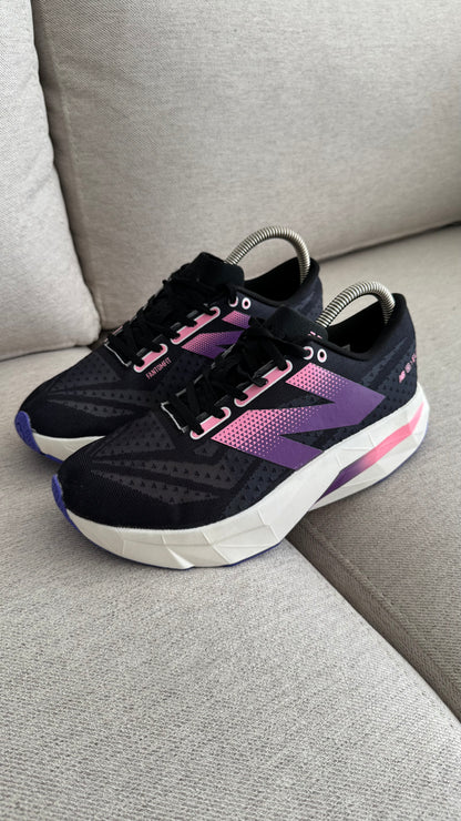 NEW BALANCE ELITE NEGRO MORADO