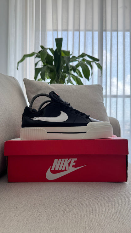 NIKE LEGACY NEGRO BLANCO