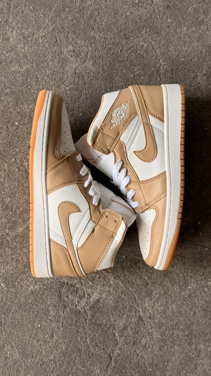 JORDAN RETRO 1 HIGH BLANCO PASTEL