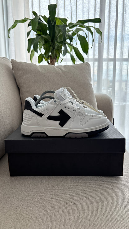 OFF WHITE BLANCO NEGRO