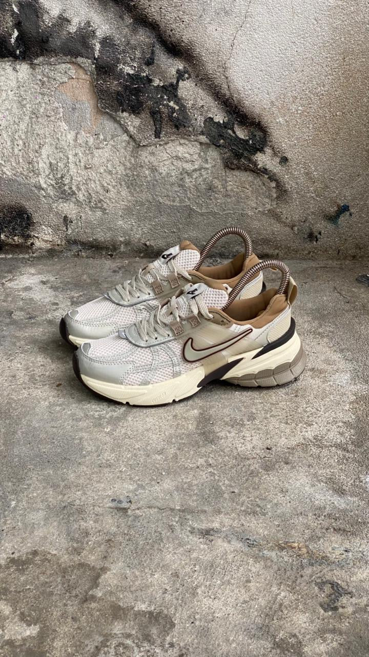 NIKE V2K CAFE