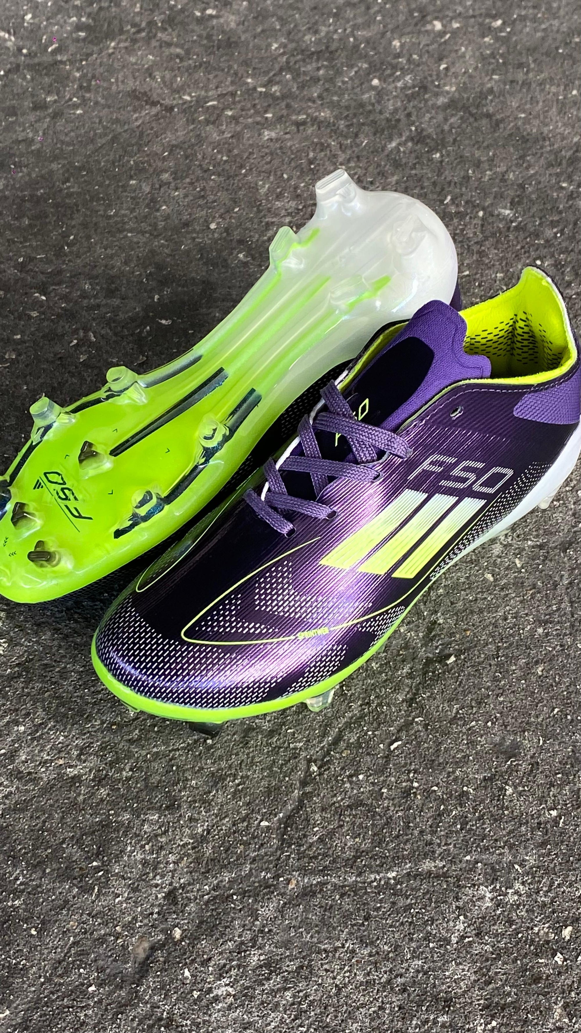 ADIDAS GUAYO F50 NIÑO NEGRO VERDE