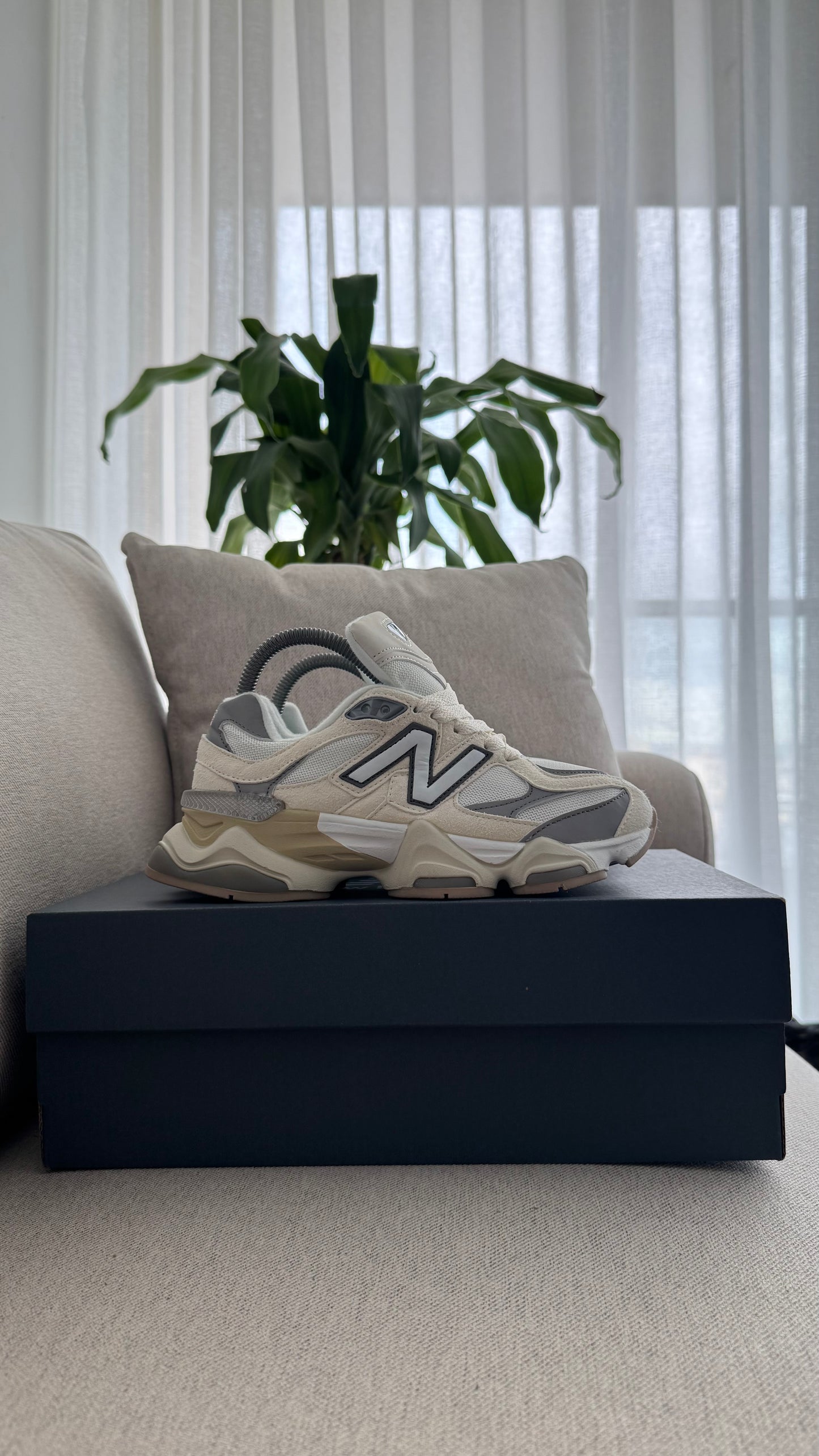 NEW BALANCE 9060 BLANCO BEIGE