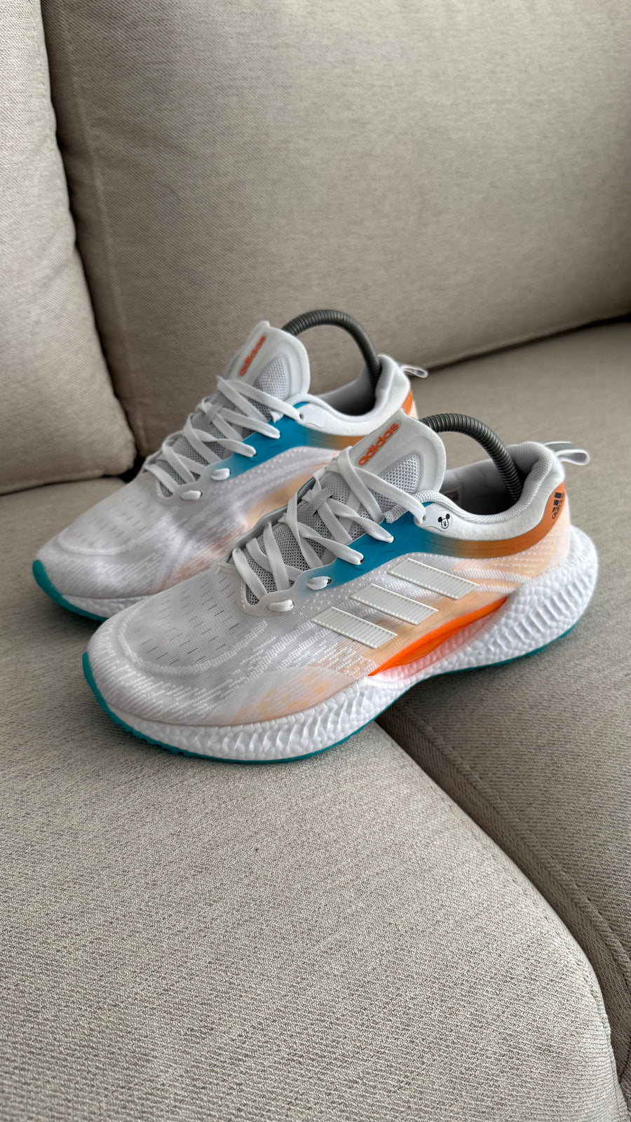 ADIDAS MICKEY BLANCO NARANJA