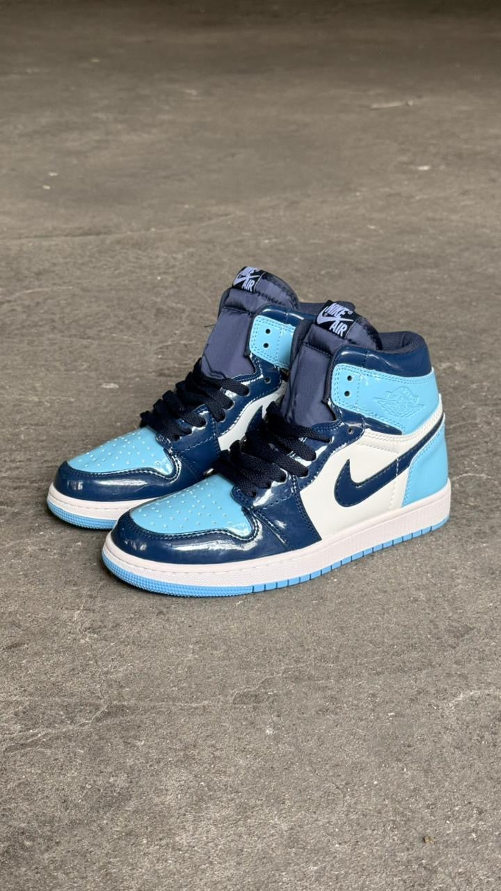 NIKE JORDAN BLUE CHAROL