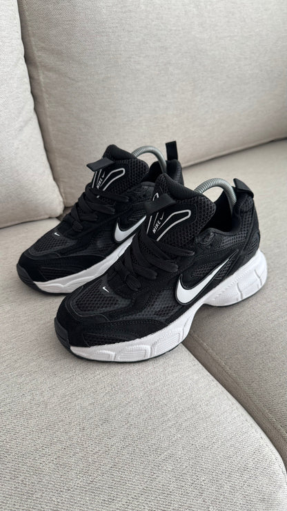 NIKE SKATE TENIS NEGRO BLANCO