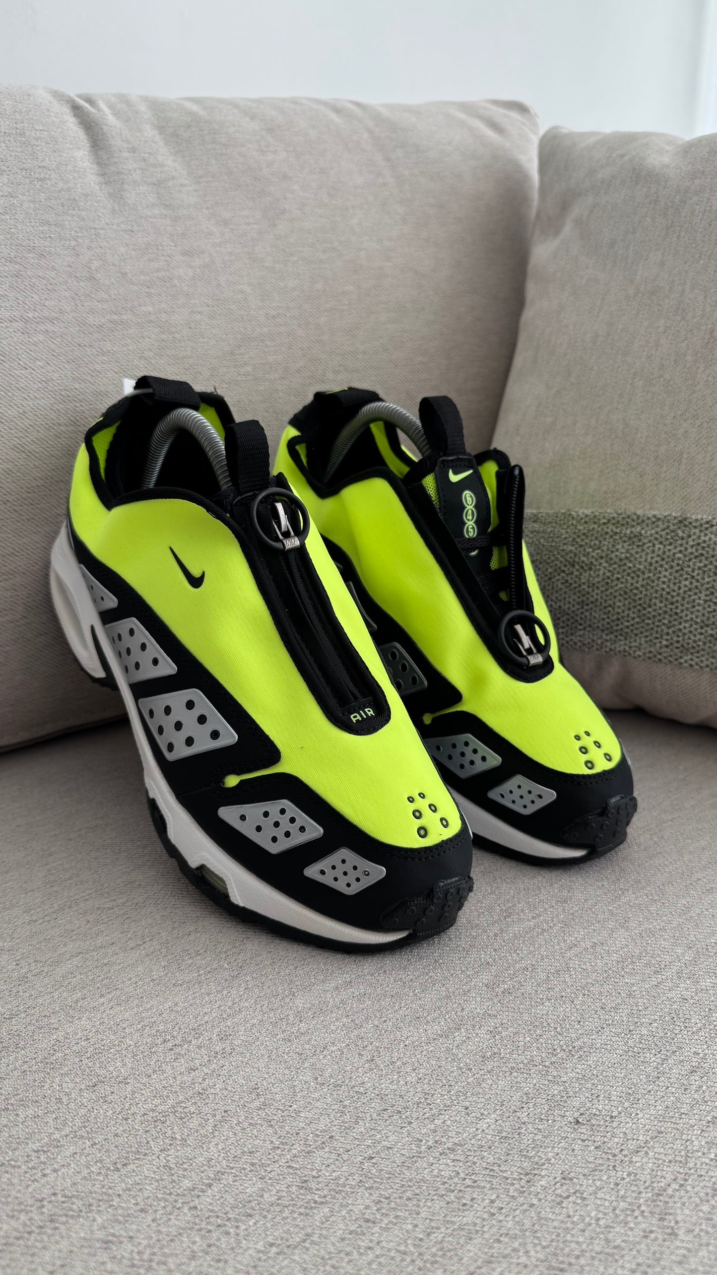 NIKE SUNDER VERDE NEGRO