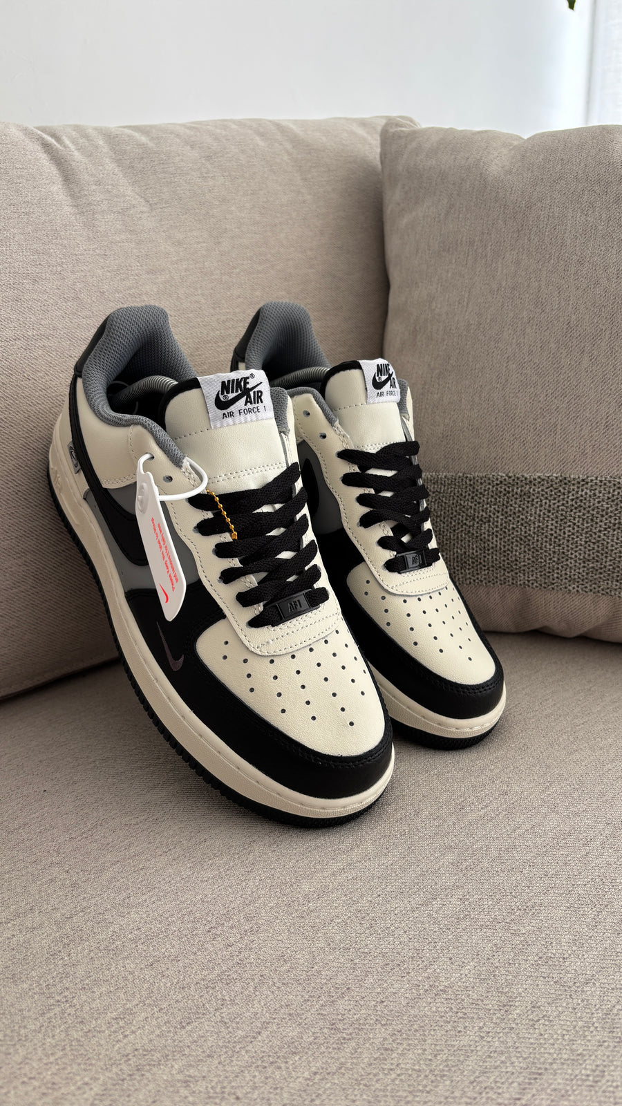 AF1 GRIS NEGRO