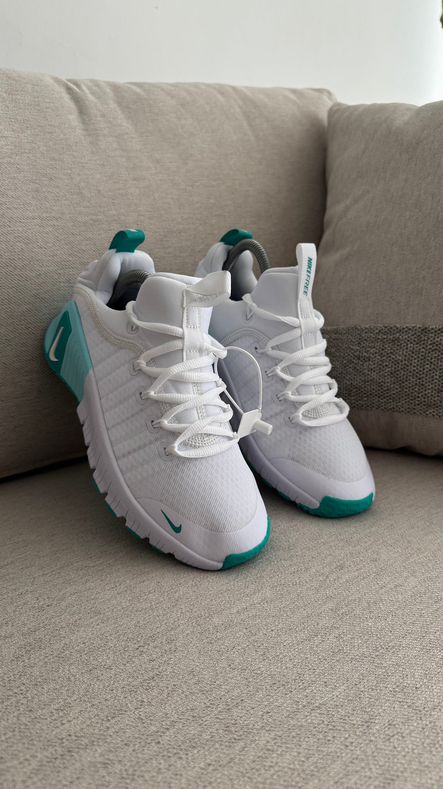 NIKE FREECOM BLANCO VERDE MENTA