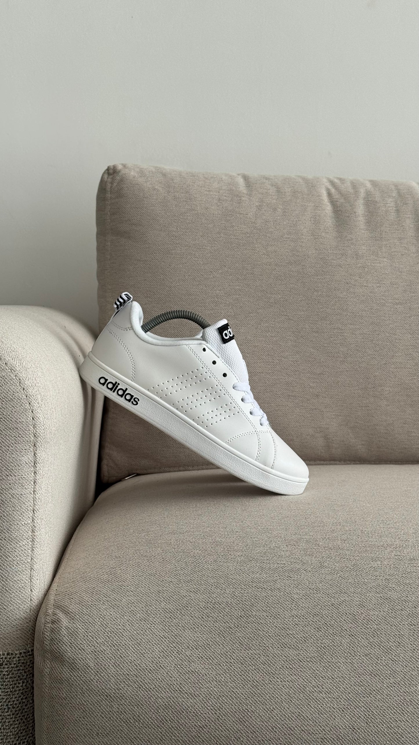 ADIDAS NEO CLASICO BLANCO