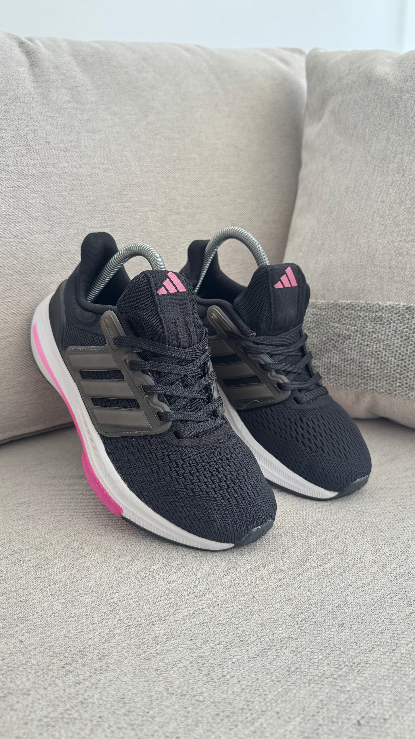 ADIDAS EQ NEGRO FUCSIA