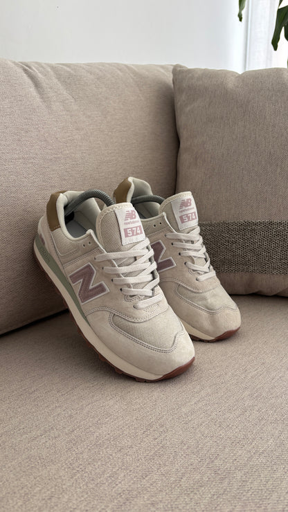 NEW BALANCE 574 GRIS ROSA