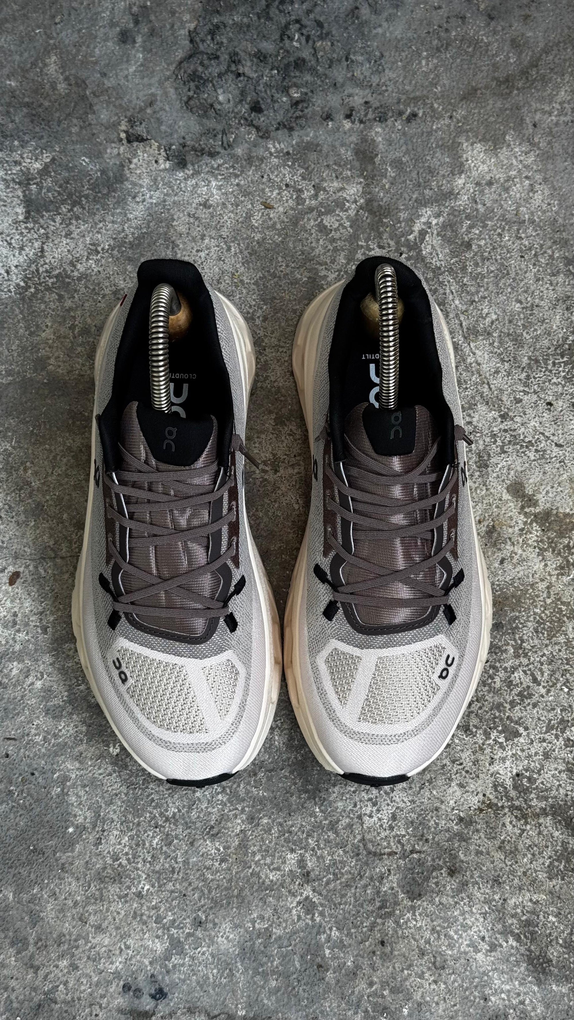 ON CLOUDTEC BEIGE CORAL