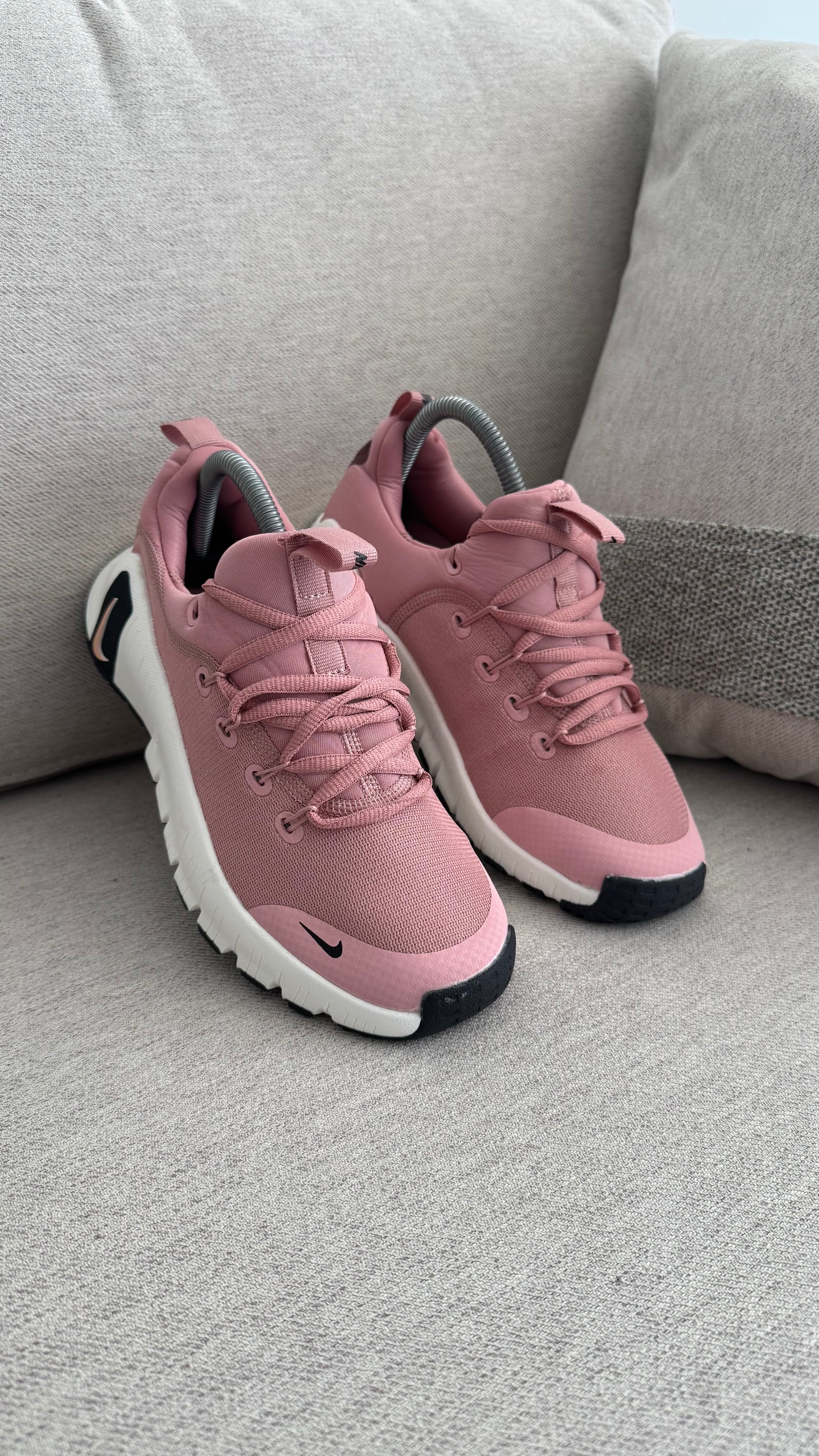 NIKE FREECOM ROSADO