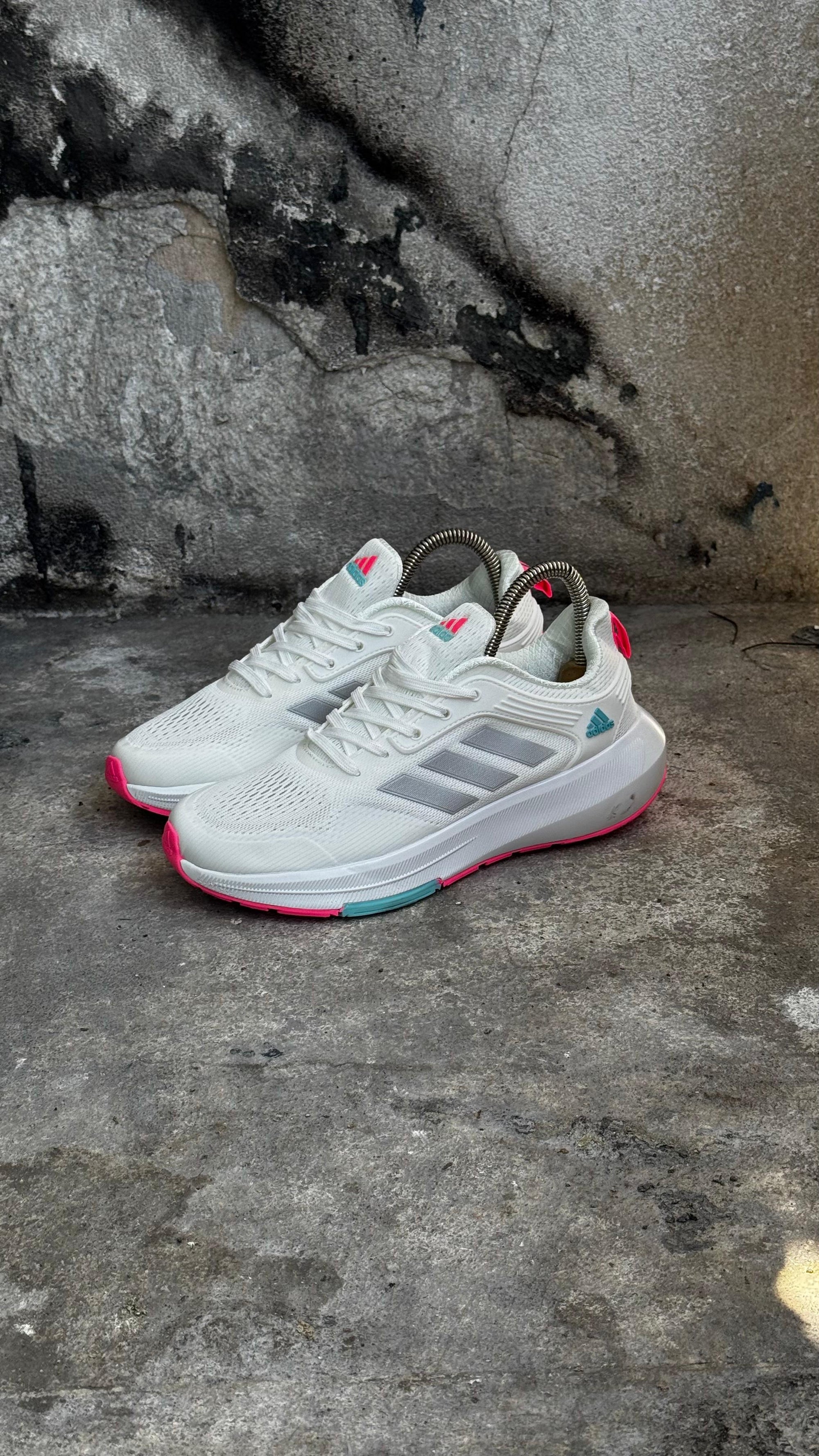 ADIDAS BOUNCE BLANCO FUSCIA